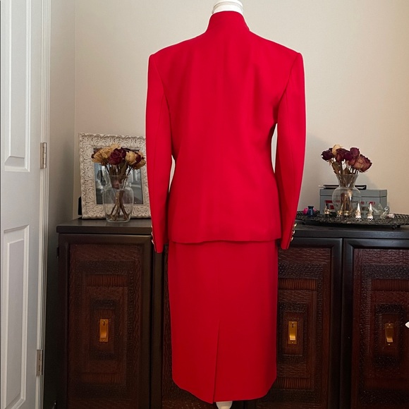 Vintage Louis Feraud Red Wool Skirt Suit size 12 - Picture 3 of 15
